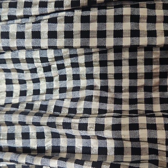 Global girl golden sparkling and black skirt - Picture 7 of 8